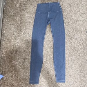 SIZE 2 LULULEMON LEGGINGS